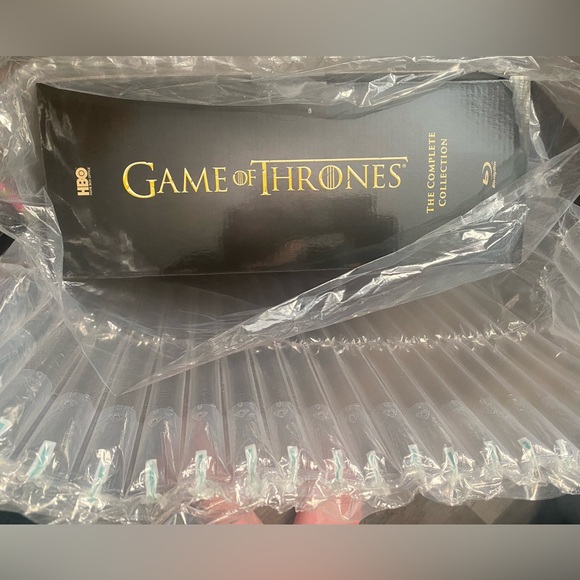 Game of Thrones: The Complete Collection Boxed Set (Limited Edition Blu-Ray) - Picture 8 of 10